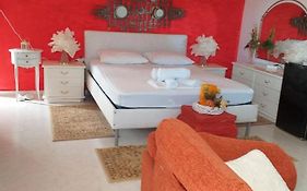Roulas Cozy Apartments